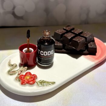 تینت لب قهوه ای