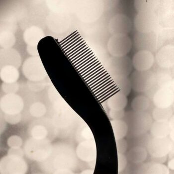 شانه فلزی ابرو و مژه