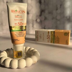 ضدآفتاب تینتی بیوکسین