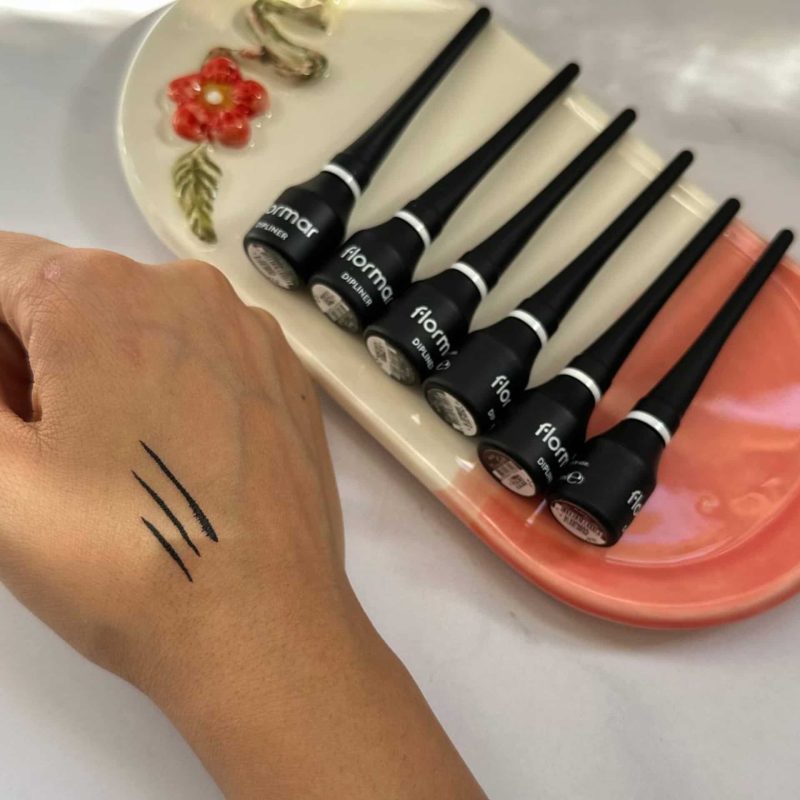 خط چشم کوزه ای فلورمار